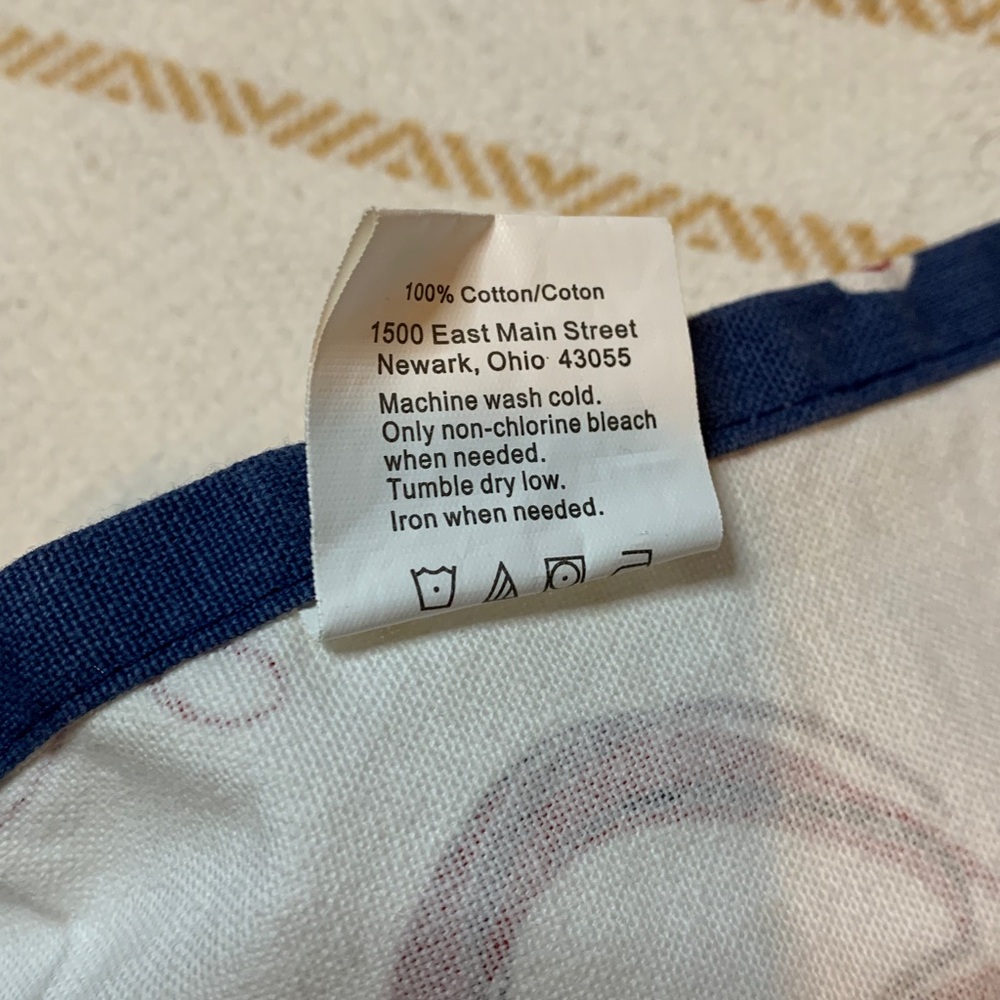 Longaberger Retro Kitchen Hand Towel with Blue Border - Picture 10 of 10